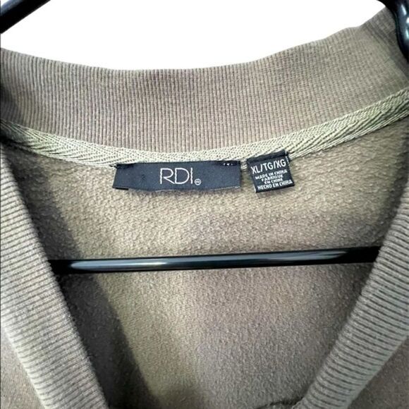 RDI Army Green Long Sleeve Long Crop Top - Picture 2 of 3